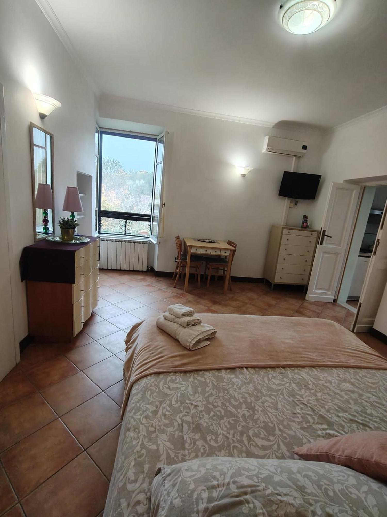 Piramide Gold Apartment Рим Екстериор снимка