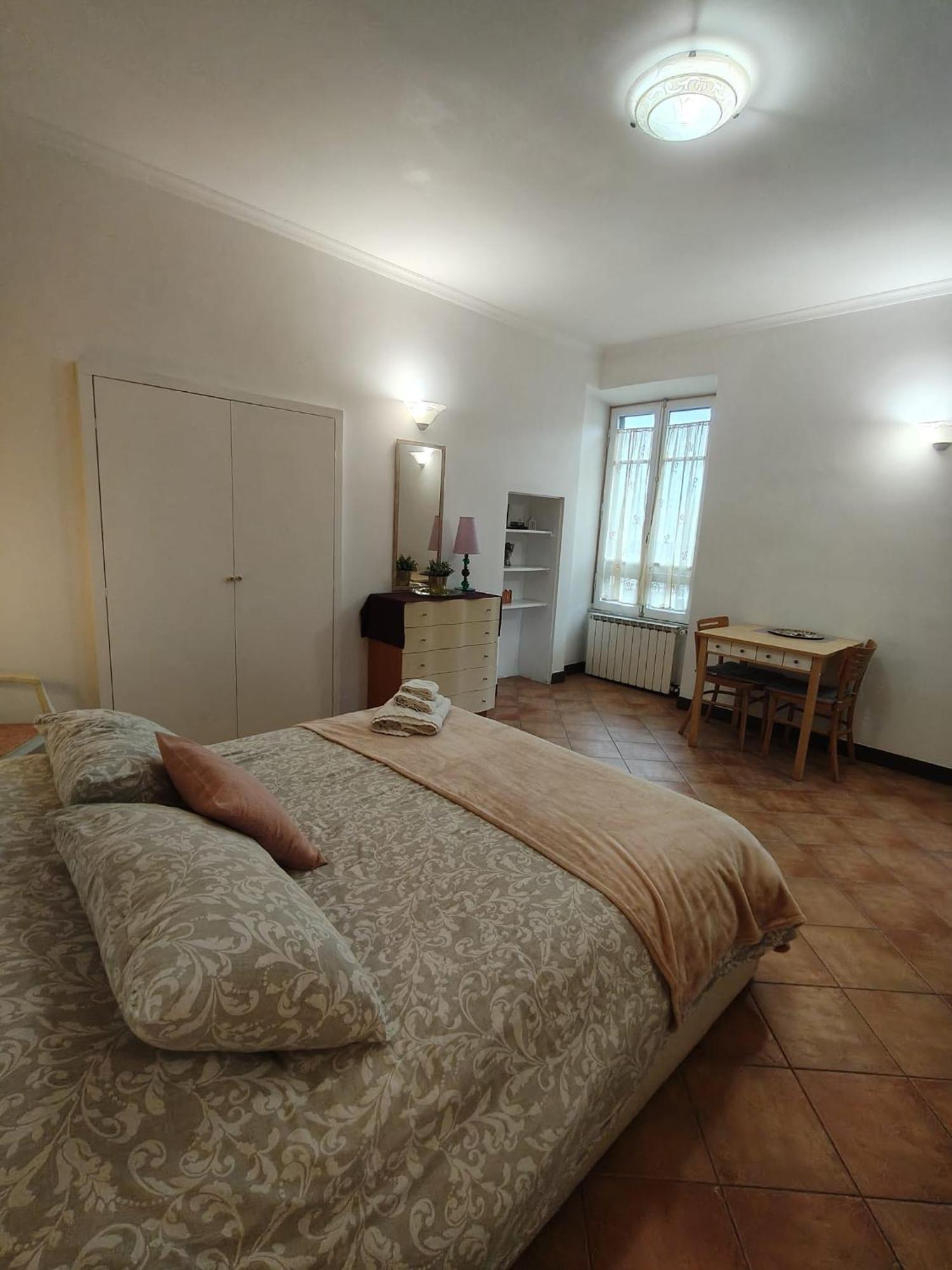 Piramide Gold Apartment Рим Екстериор снимка