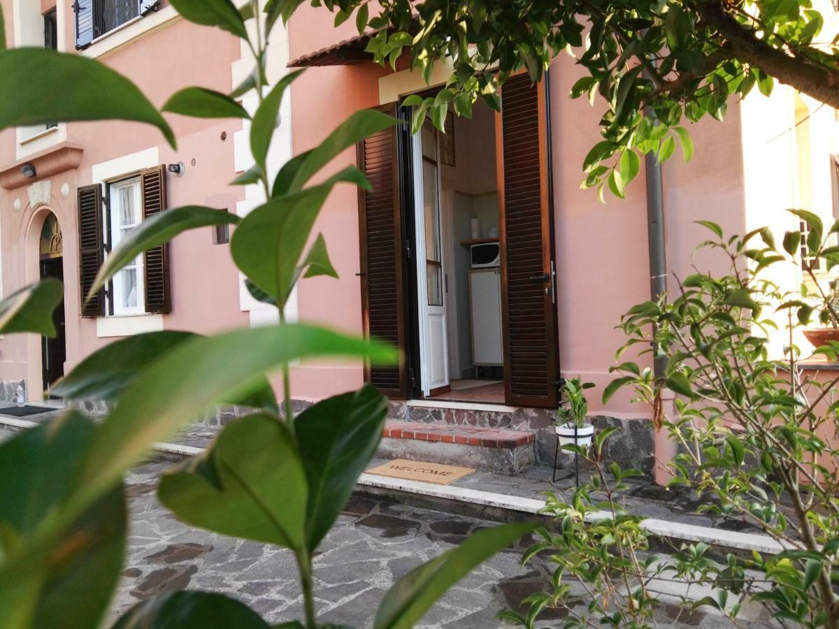 Piramide Gold Apartment Рим Екстериор снимка